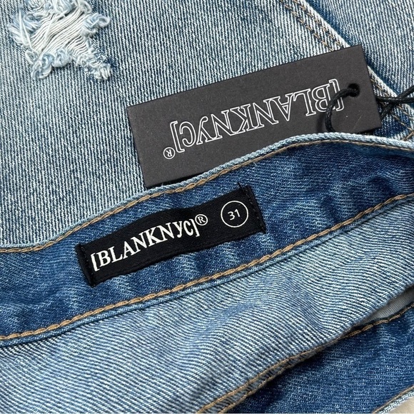 Blank NYC Ripped Frayed Jean Shorts Medium Wash Size 31 - Picture 8 of 8